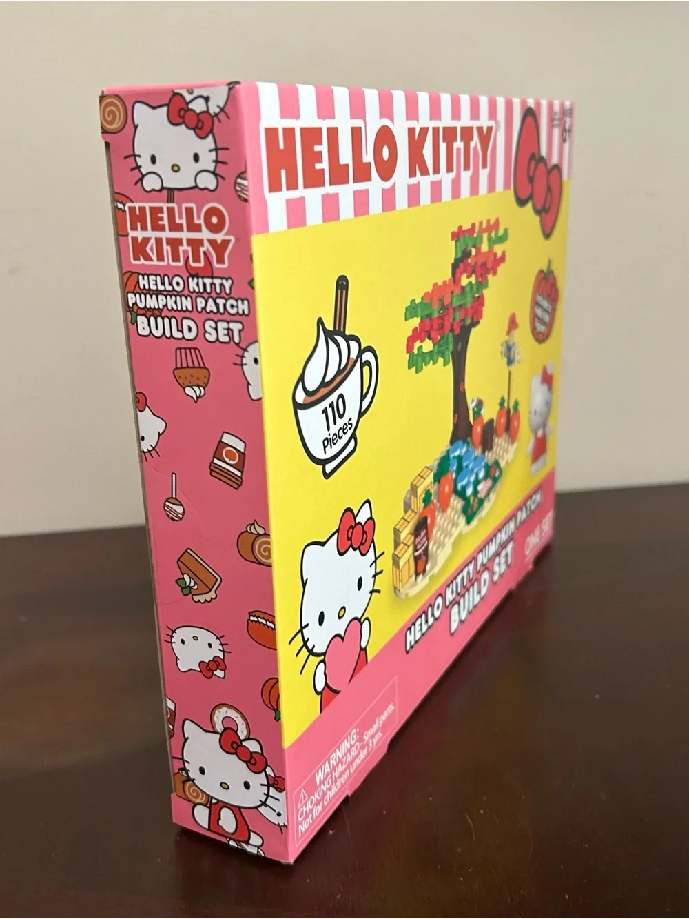 Sanrio Hello Kitty Pumpkin Patch Build Set 110 Pieces Building Blocks New in Box